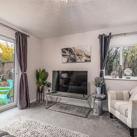 Worcester Fabulous Cherry Tree Mews Self Check In Dogs Welcome By Prior Arrangement , 2 Double Bedrooms ,Super Fast Wi-Fi, With Free Off Road Parking For 2 Vehicles Near Royal Hospital And Woodland Walks Dış mekan fotoğraf