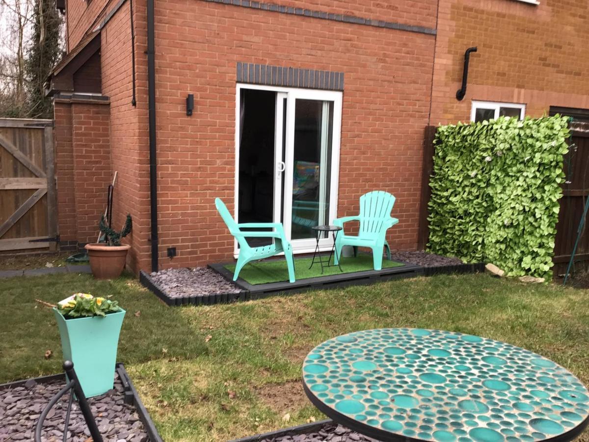 Worcester Fabulous Cherry Tree Mews Self Check In Dogs Welcome By Prior Arrangement , 2 Double Bedrooms ,Super Fast Wi-Fi, With Free Off Road Parking For 2 Vehicles Near Royal Hospital And Woodland Walks Dış mekan fotoğraf