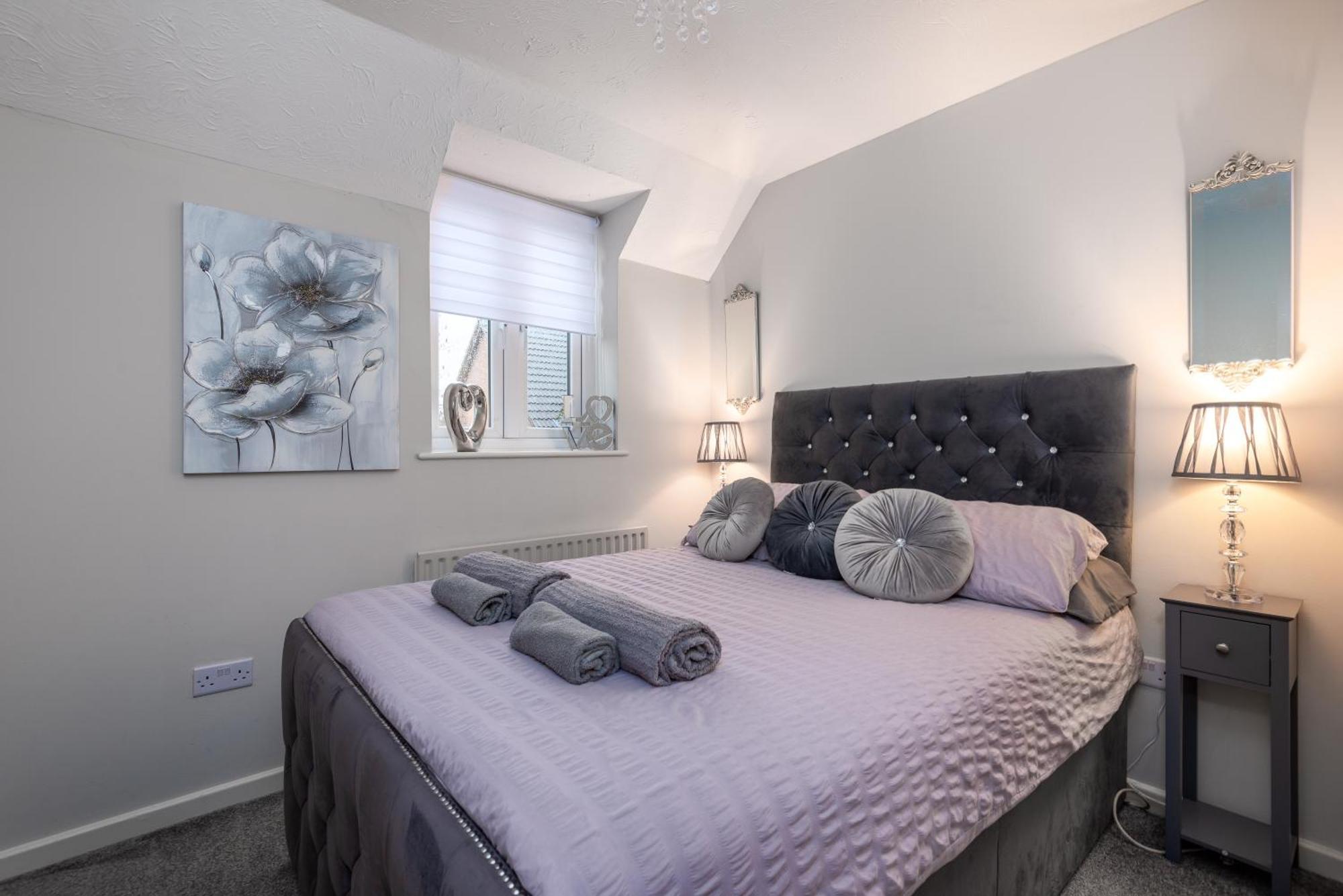 Worcester Fabulous Cherry Tree Mews Self Check In Dogs Welcome By Prior Arrangement , 2 Double Bedrooms ,Super Fast Wi-Fi, With Free Off Road Parking For 2 Vehicles Near Royal Hospital And Woodland Walks Dış mekan fotoğraf