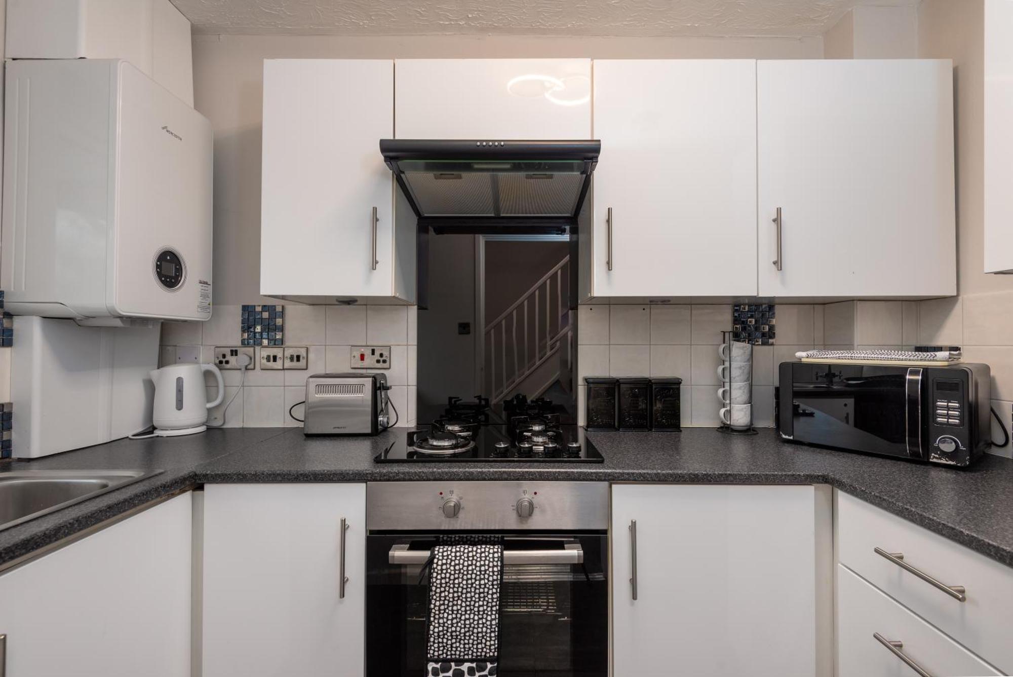 Worcester Fabulous Cherry Tree Mews Self Check In Dogs Welcome By Prior Arrangement , 2 Double Bedrooms ,Super Fast Wi-Fi, With Free Off Road Parking For 2 Vehicles Near Royal Hospital And Woodland Walks Dış mekan fotoğraf