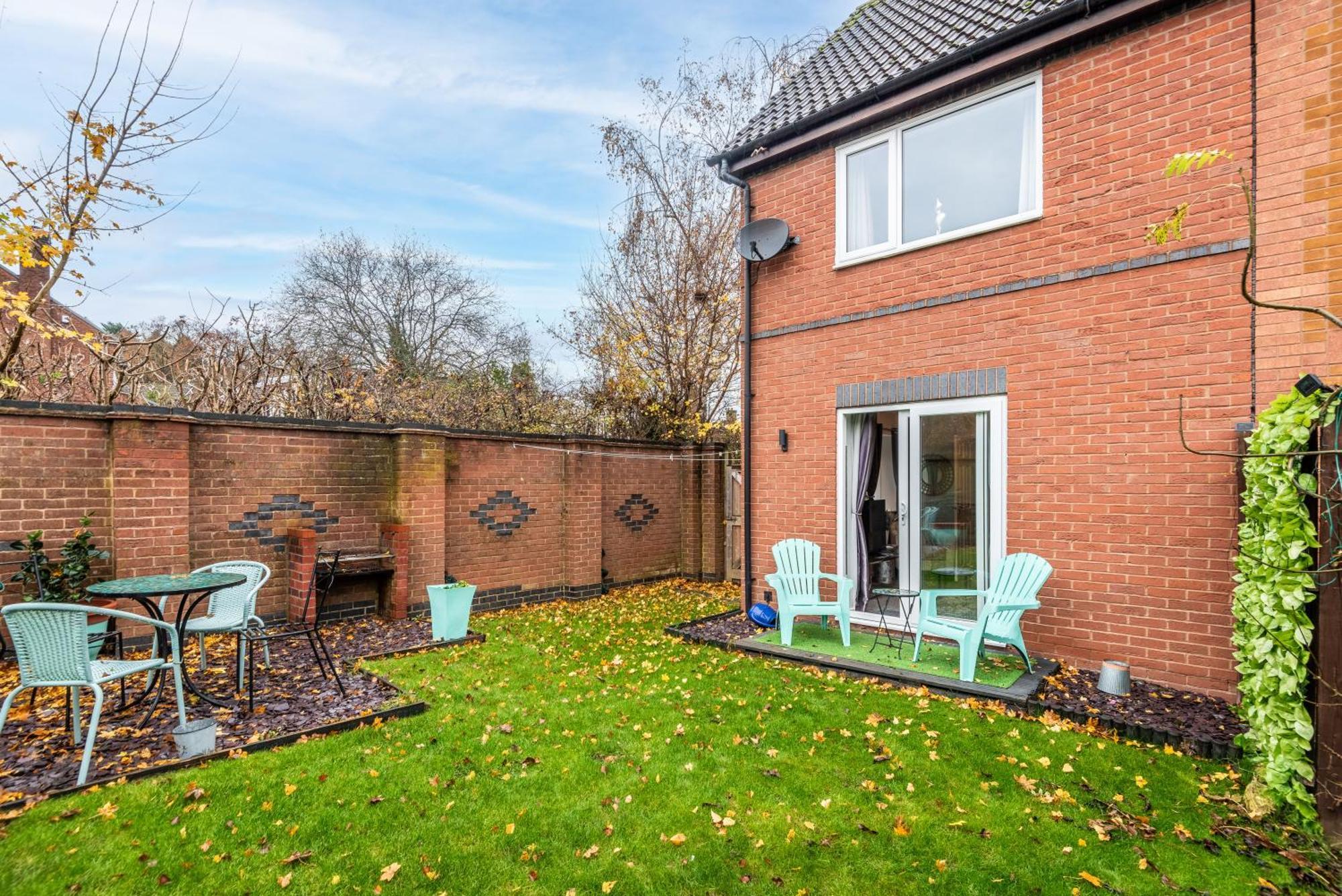 Worcester Fabulous Cherry Tree Mews Self Check In Dogs Welcome By Prior Arrangement , 2 Double Bedrooms ,Super Fast Wi-Fi, With Free Off Road Parking For 2 Vehicles Near Royal Hospital And Woodland Walks Dış mekan fotoğraf